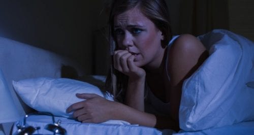 What are the symptoms of a night panic attack